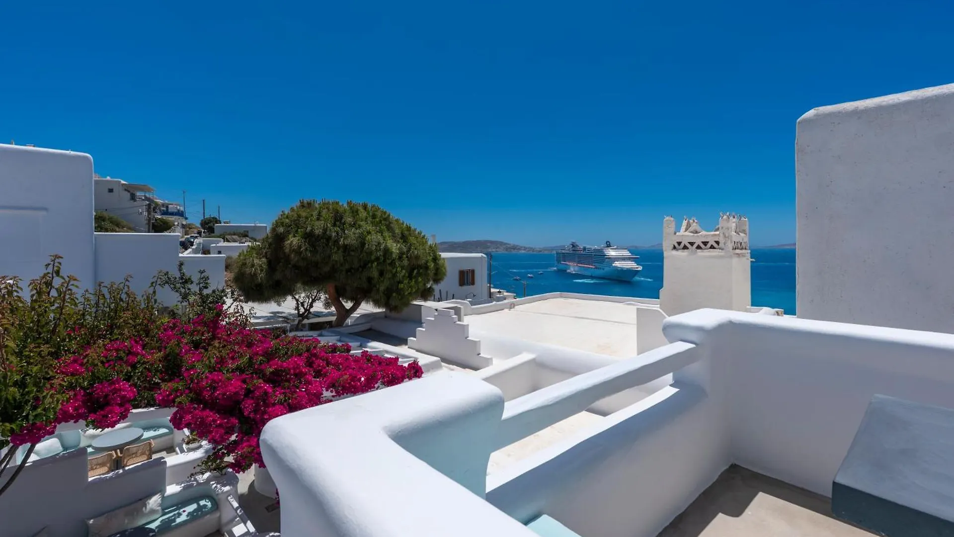 Aparthotel Flaskos Luxury Suites Agios Stefanos